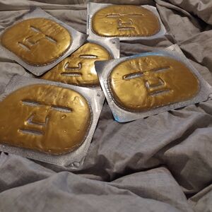 Gold Face Mask Set